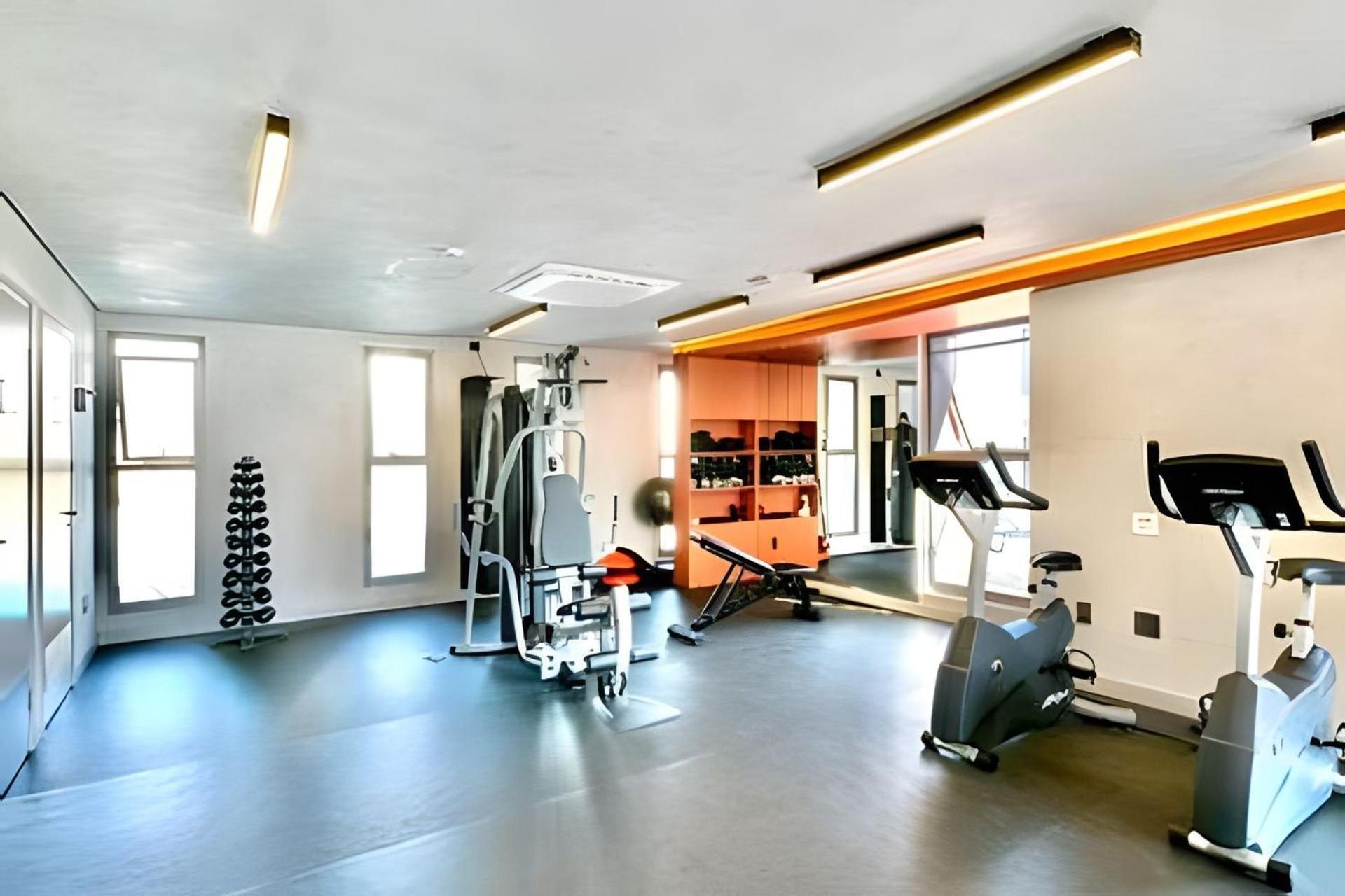 Apartment Studio/moderno/200 M Allianz/piscina/wifi/vaga *